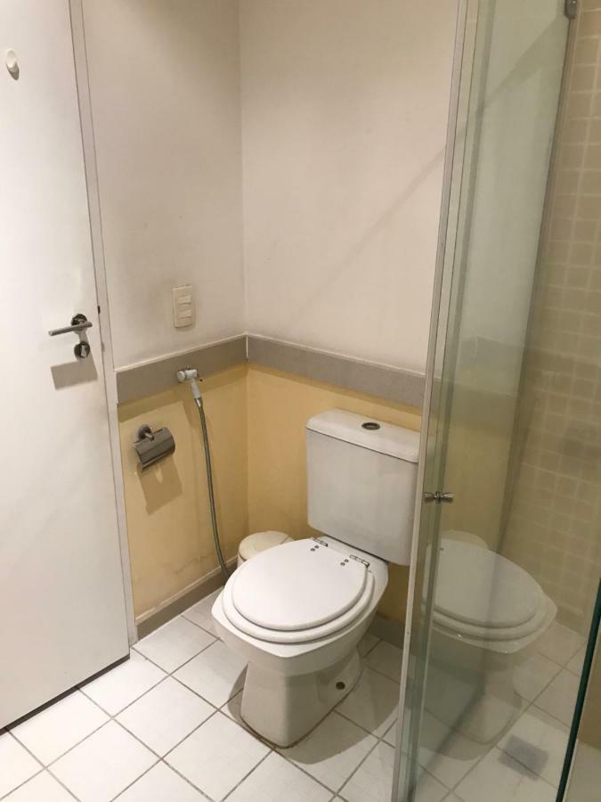 Residencial com serviços 45 metros decorado com sala, suíte e cozinha na quadra da praia de Copacabana Rio de Janeiro Extérieur photo